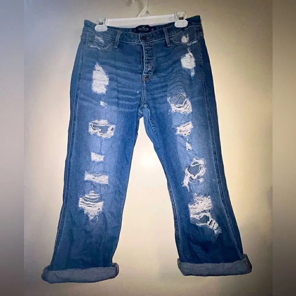 Hollister mid rise crop boyfriend jeans size 7S